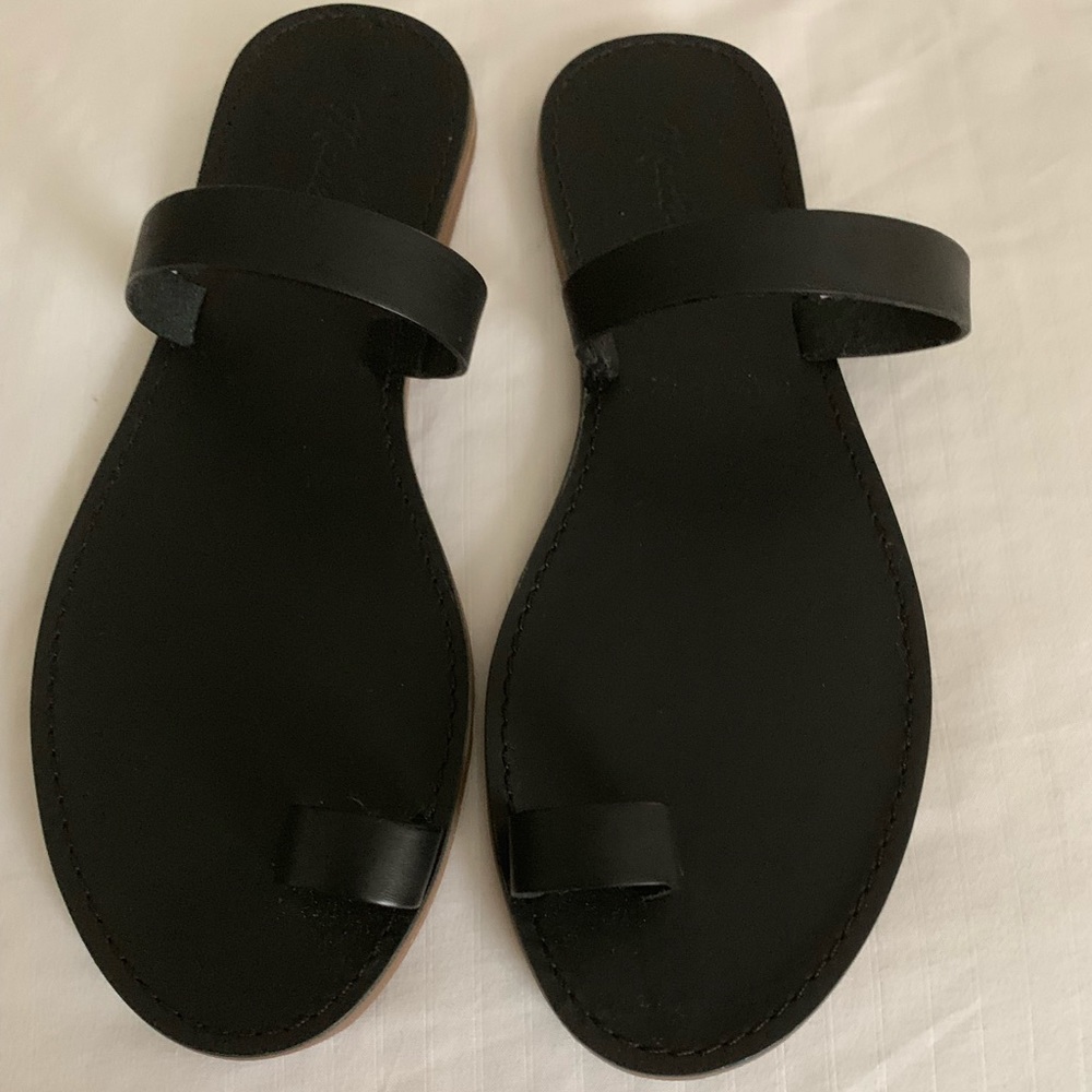 Selling it off because small for me.still new .